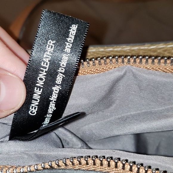 Kenneth Cole Reaction Multi Compartments - Picture 10 of 11